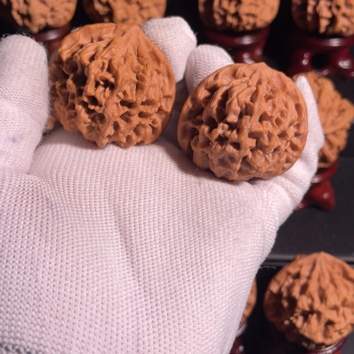 文玩核桃吊坠40官帽