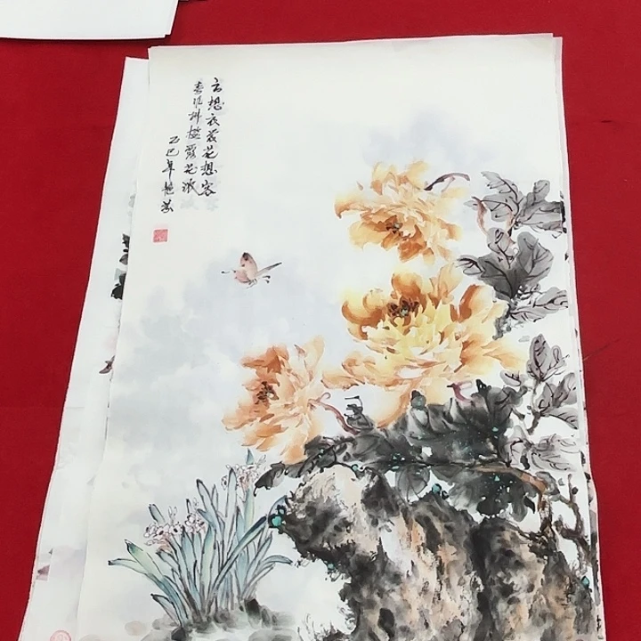 国画花鸟等多种鸟类的栖息环境中生长繁殖和