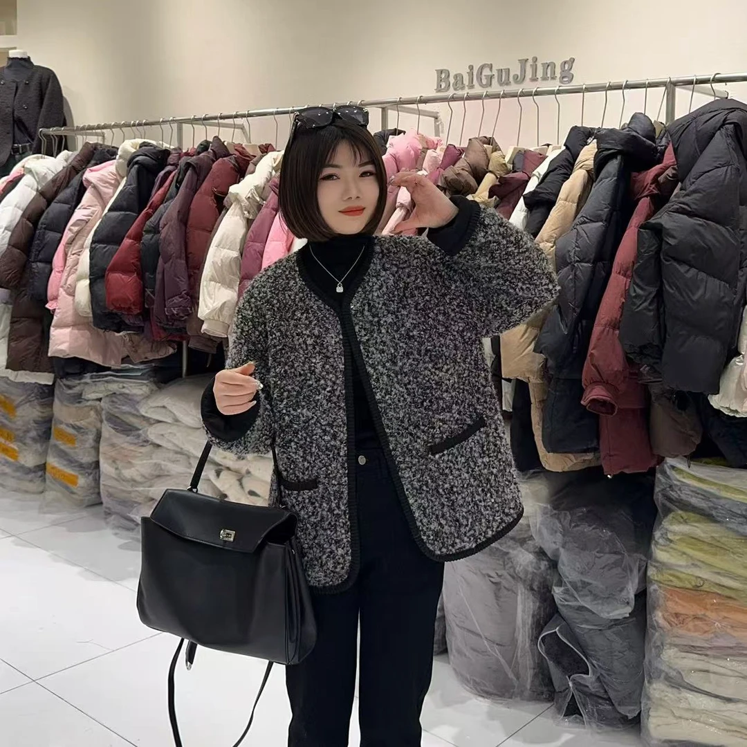 玳妮【小香风羽绒服】冬季新款雪花点小香风羽绒服时尚气质复古百搭