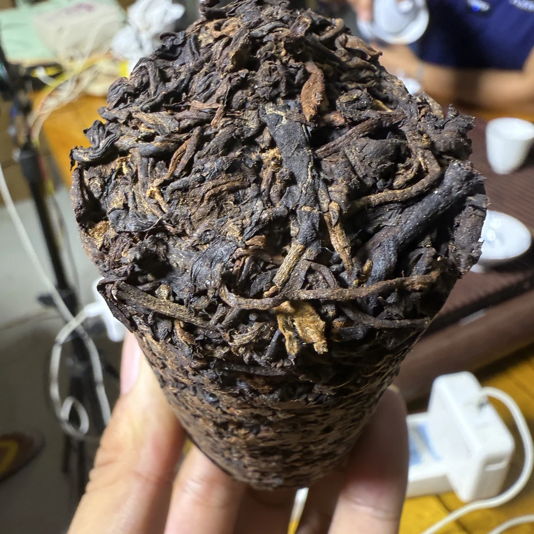 2015年云南勐库西半山熟茶300g茶柱 9月3日 （6号）