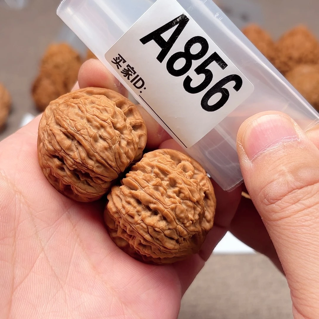 文玩核桃把件黄杆856