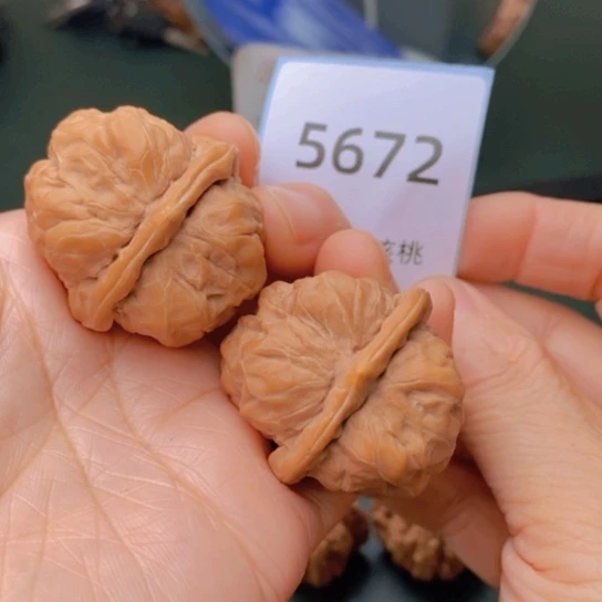 把件文玩核桃35蛤蟆头5672