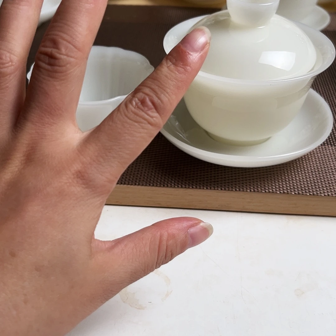 瓷片Ÿ*高档皙白玉瓷元宝盖碗加翡翠玉瓷花瓣主人杯