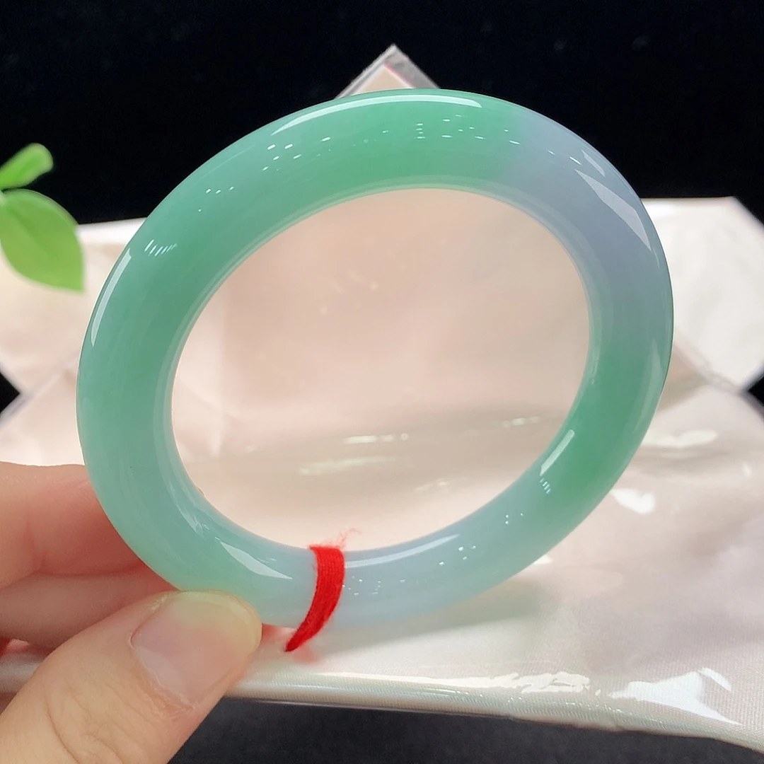 翡翠未镶嵌手镯1260