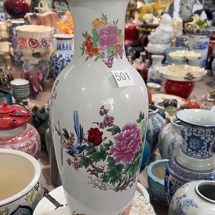 瓷片瑕。。。。。？。。。。。。。。。。