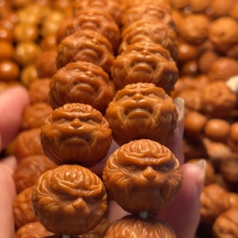 手串猴头核桃奋**―舞台