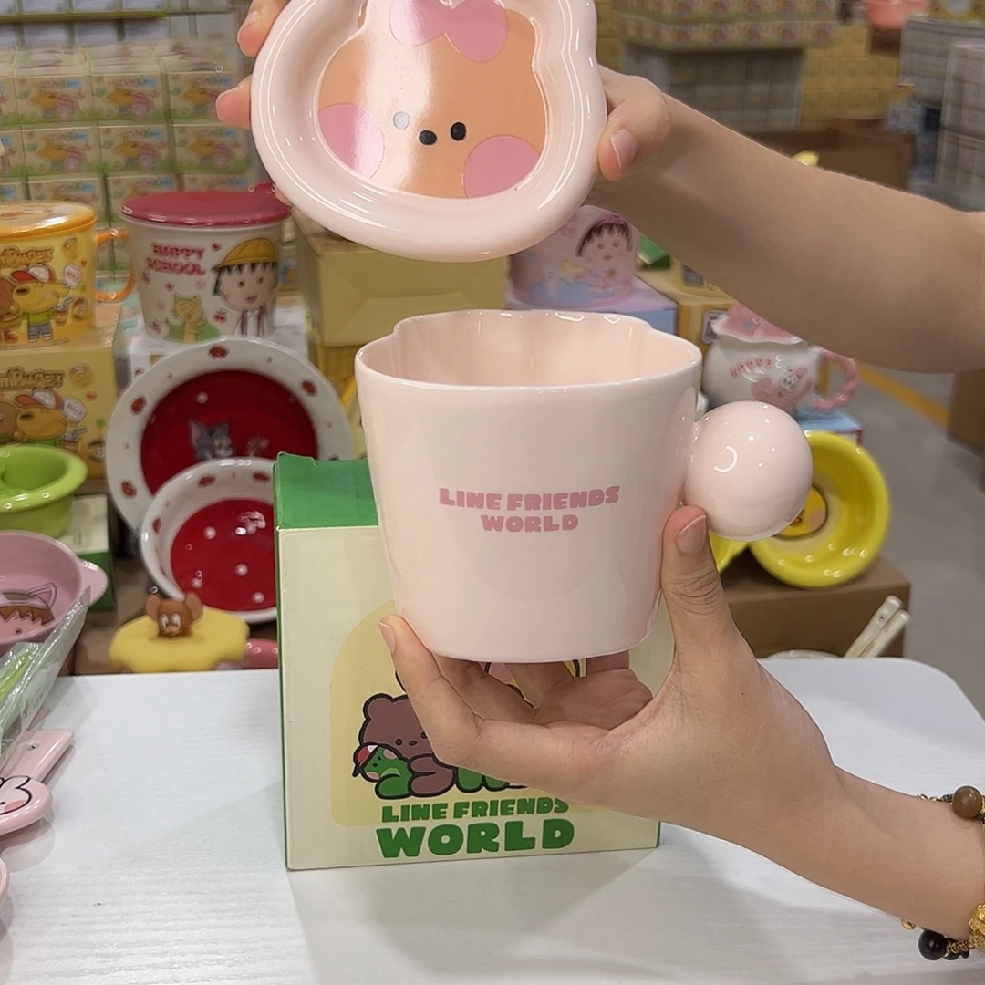 瓷丘可泥。马克杯。 陶瓷陶瓷