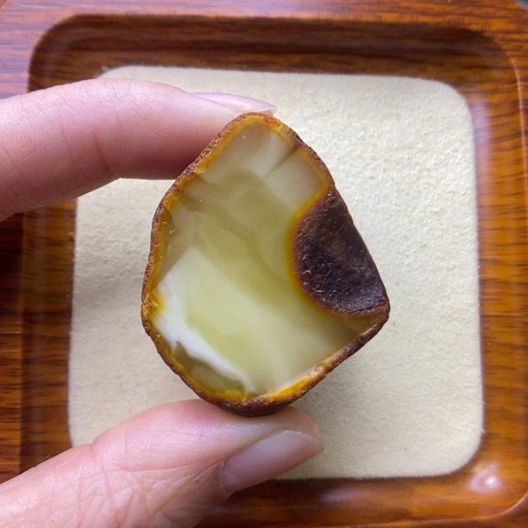 定制琥珀未镶嵌敏