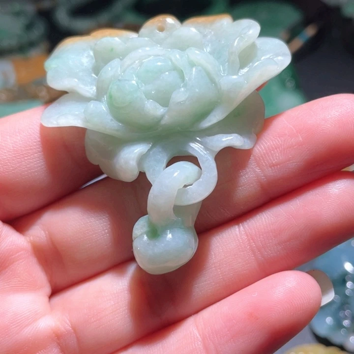 【闪购商品】翡翠颈饰未镶嵌天然翡翠