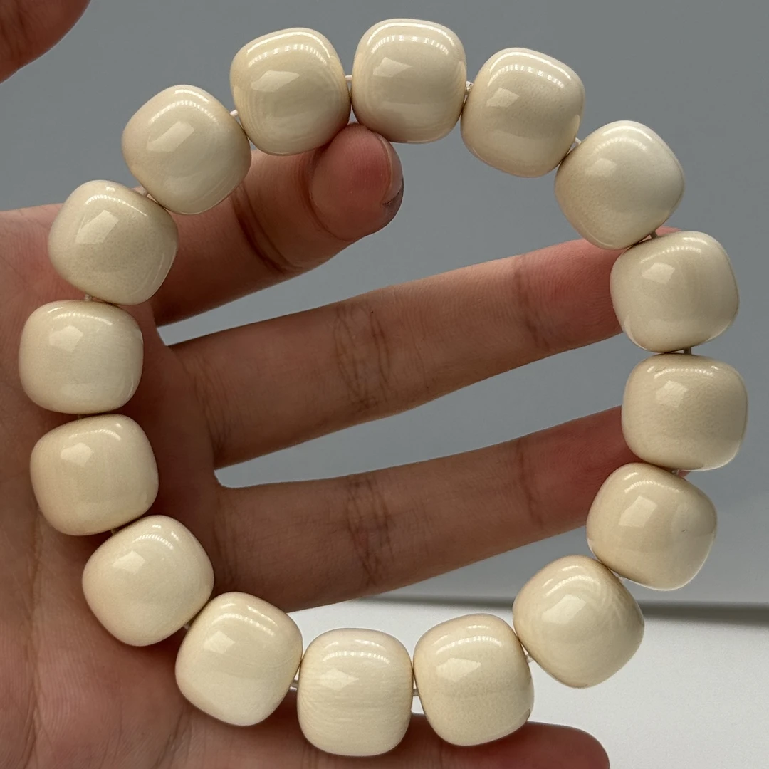 DEZHI/德志【水印】15*14mm/16颗全肉无漂无牙心老型猛犸手串A1501