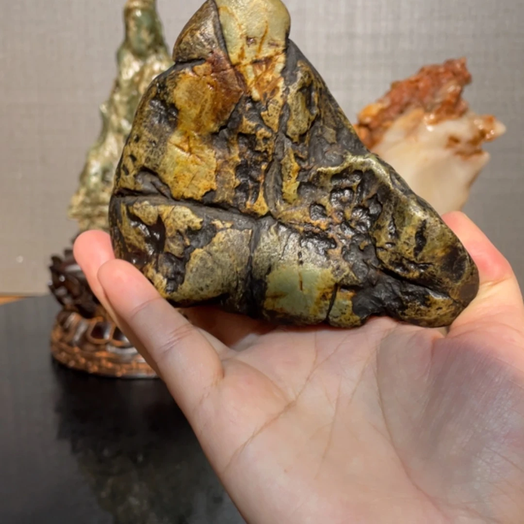 【闪购商品】坐佛九龙璧