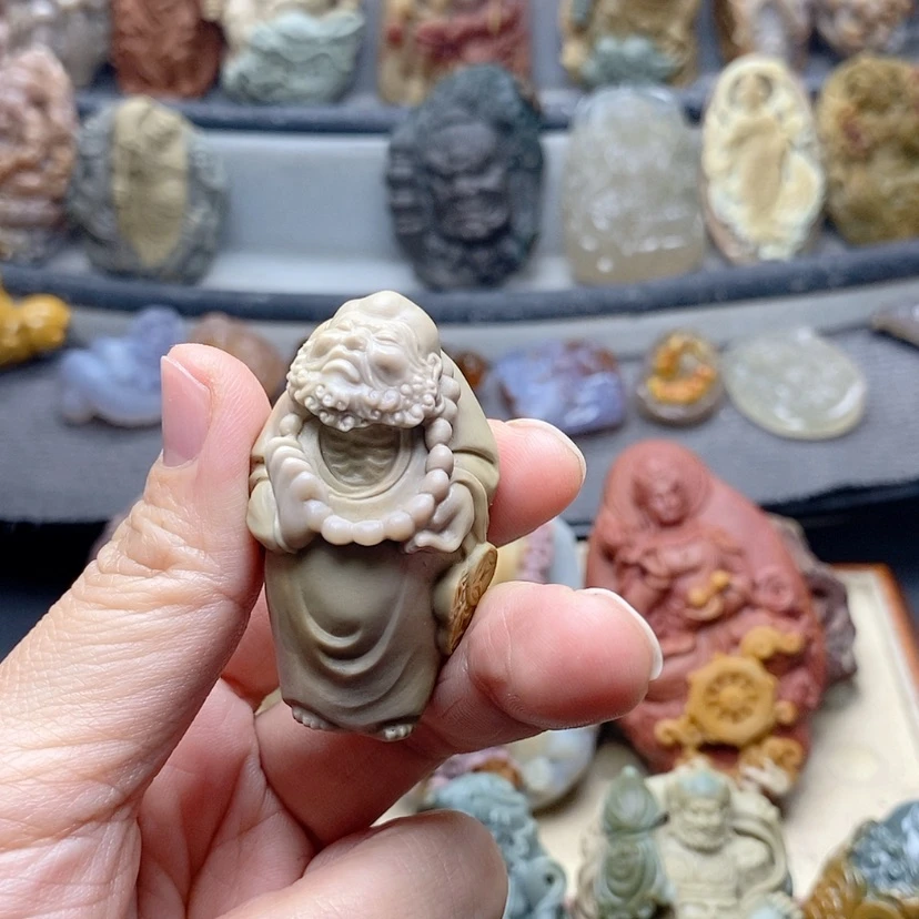 【闪购商品】定制石英质玉吊坠未镶嵌