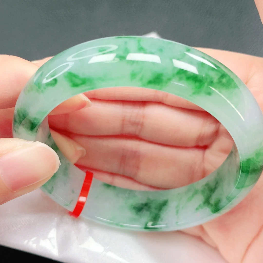 翡翠未镶嵌手镯53圈