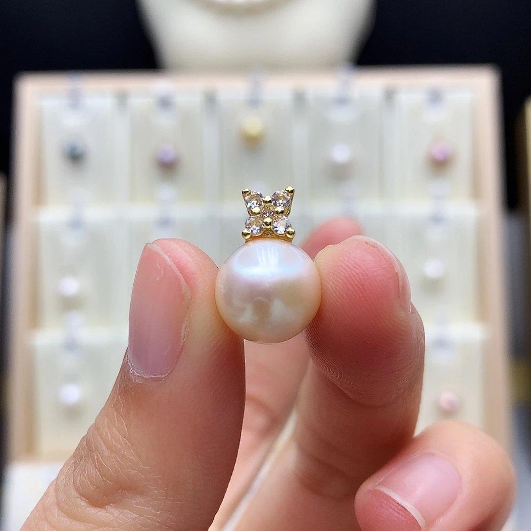 合金淡水珍珠颈饰