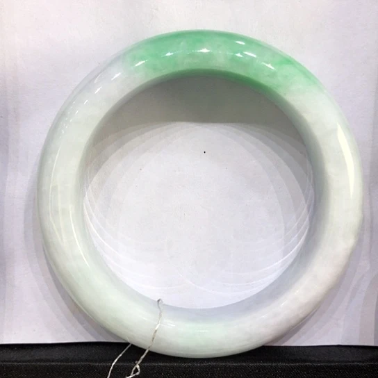 翡翠手镯未镶嵌翡翠手镯258022