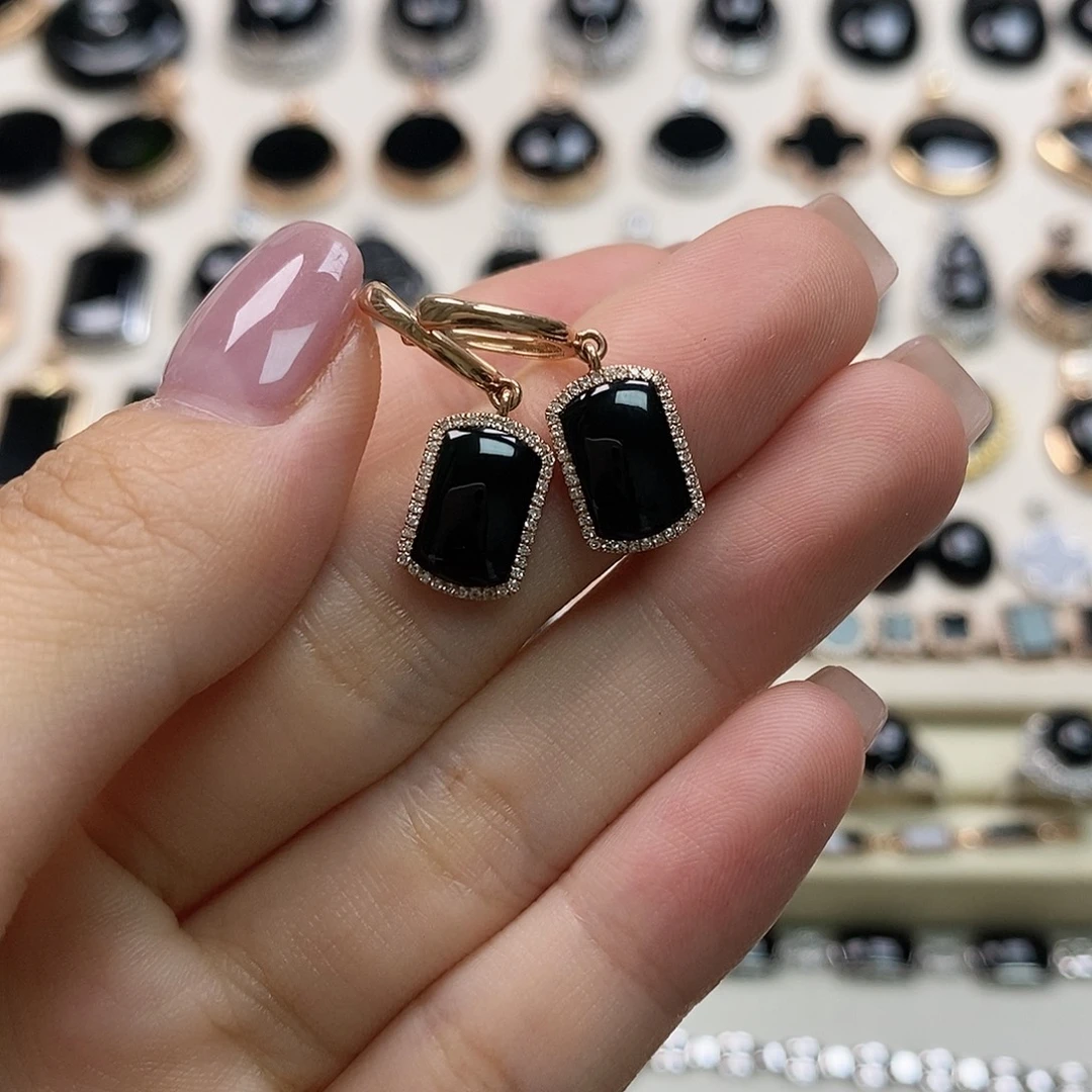 18K金镶嵌翡翠耳饰天然翡翠墨翠