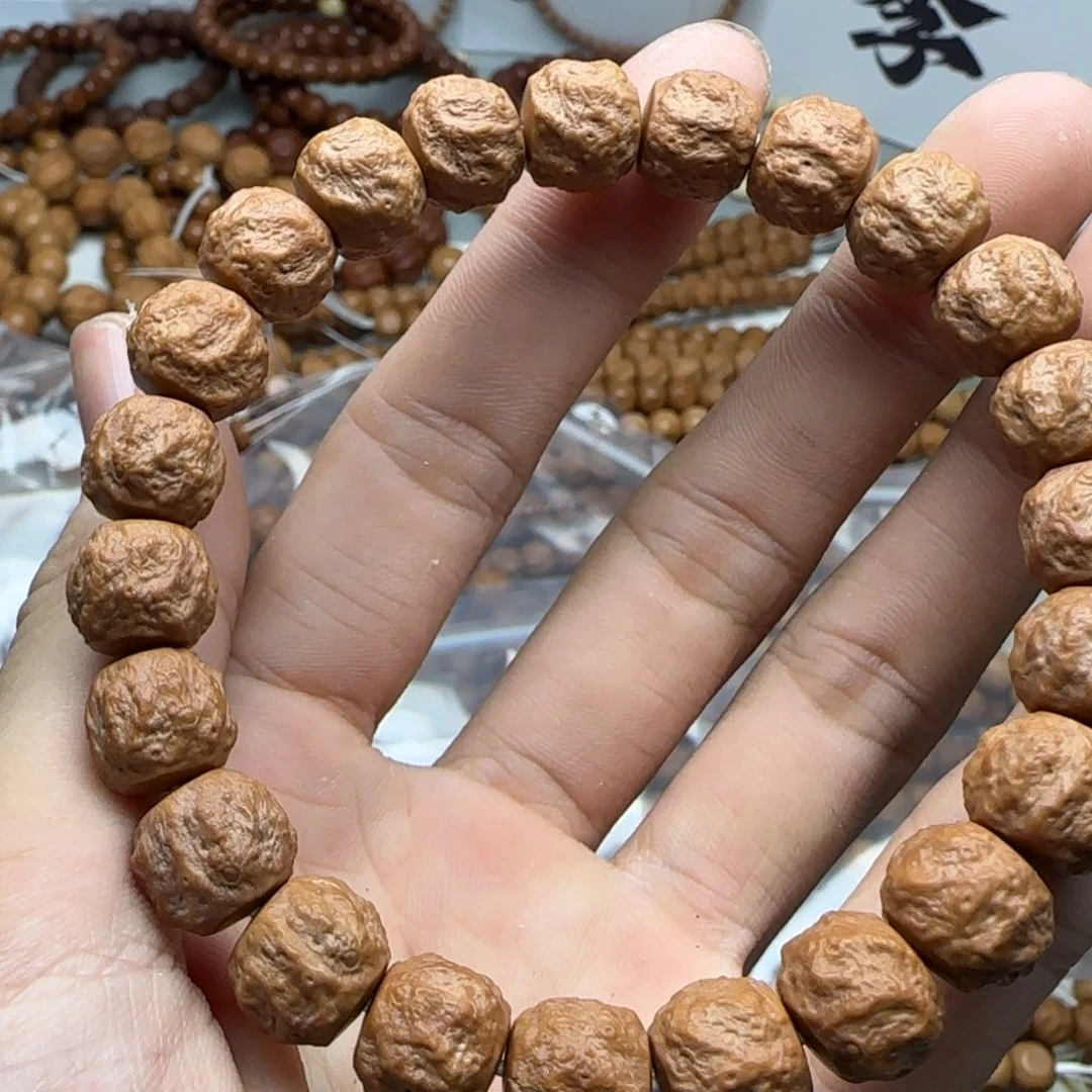 猴头核桃吊坠龙蛇