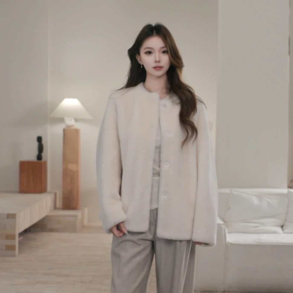 元一LETRANS 肉桂奶酥 白色优质美利奴皮毛一体外套女8564SYM101