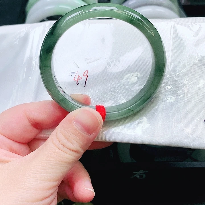 翡翠未镶嵌手镯139