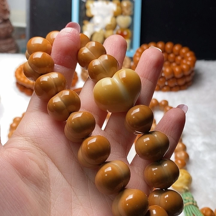 月***亮猴头核桃吊坠猴头