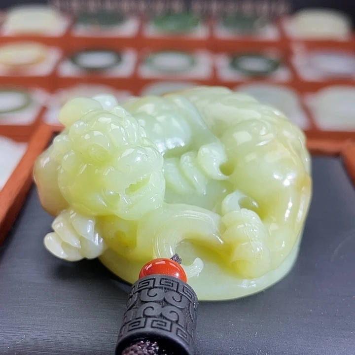 和田玉把件未镶嵌貔貅