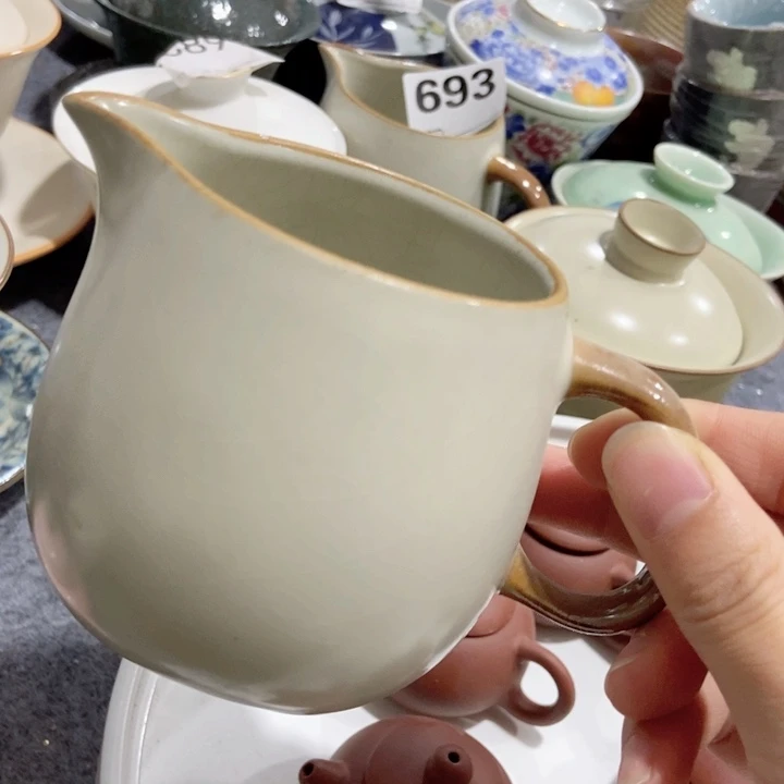 茶具微瑕，介意勿拍