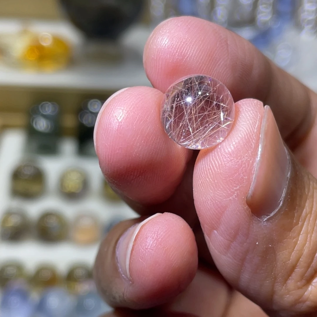 幸****水晶未镶嵌珠宝半成品