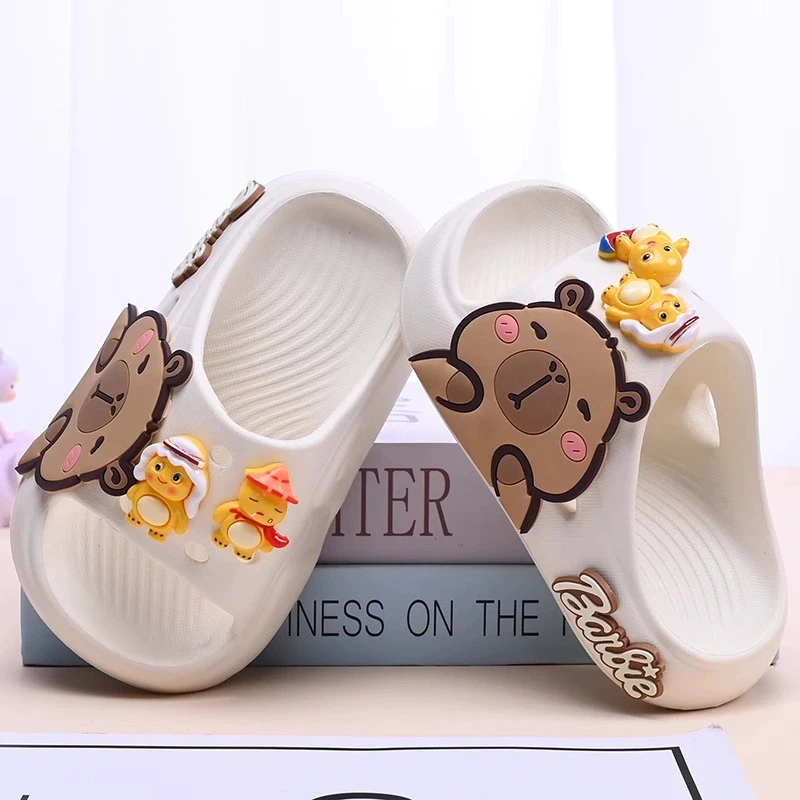 卡皮巴拉奶龙联名儿童拖鞋男童夏季新款室内家居防滑宝宝女童凉拖