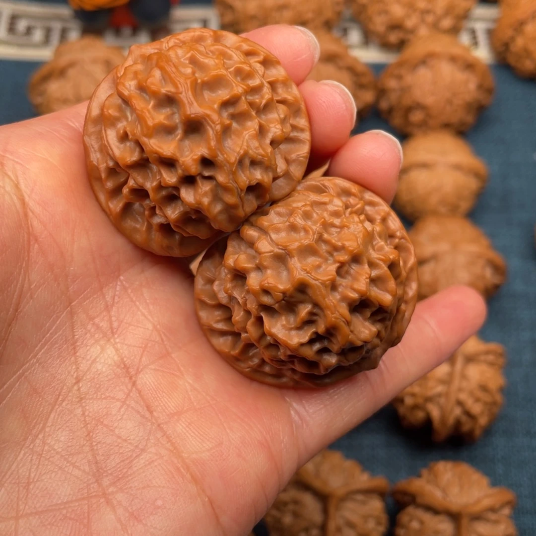 把件文玩核桃39全品毕业球龙鳞