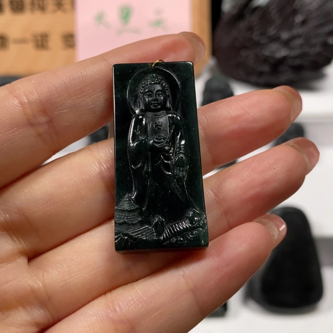 颈饰未镶嵌翡翠天然缅甸墨翠A货大日如来