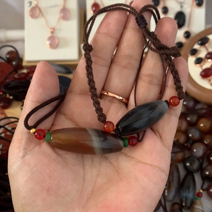 玛瑙/玉髓合金天珠