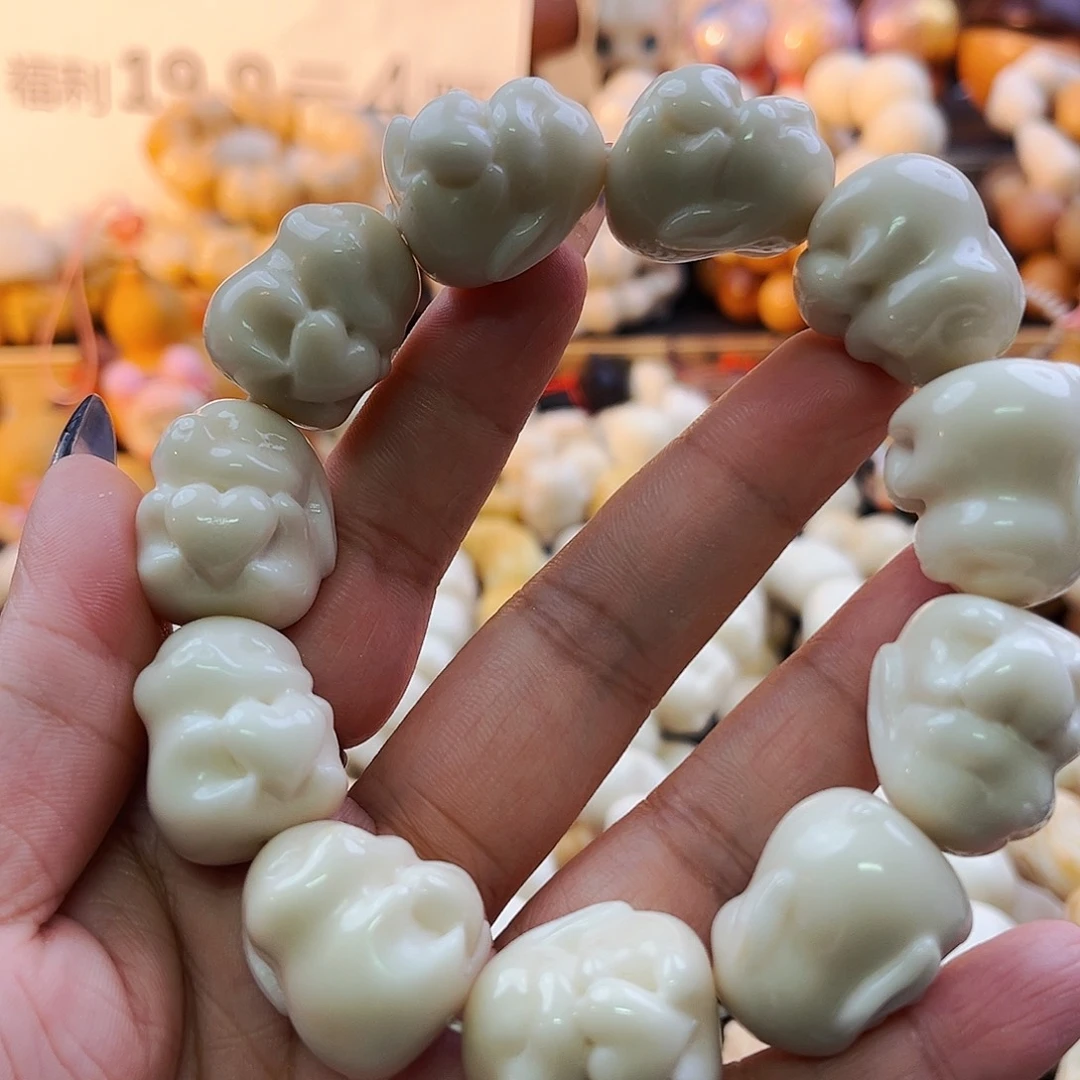 手串菩提根/象牙果爱心兔