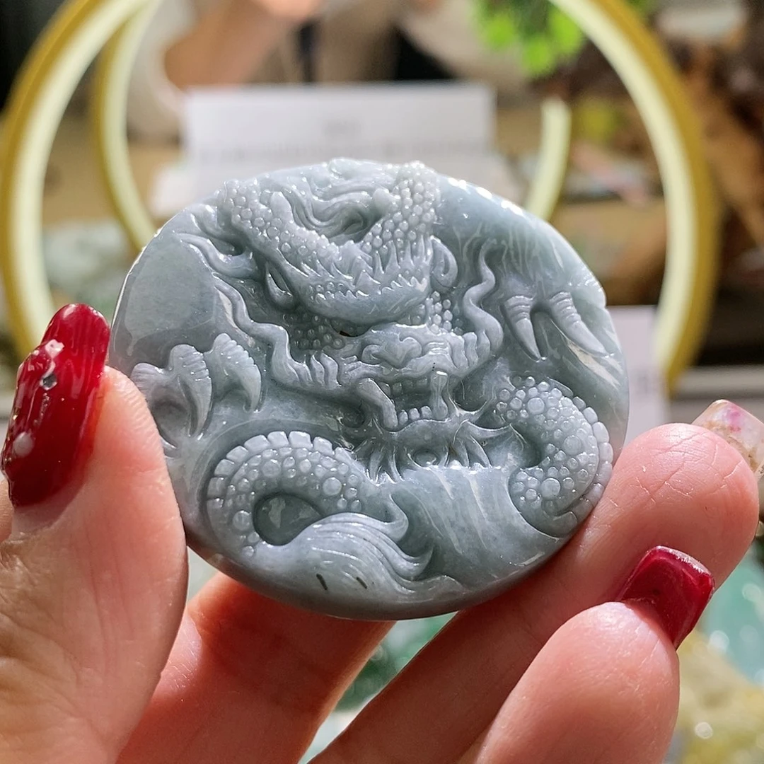 【闪购商品】翡翠颈饰未镶嵌龙牌