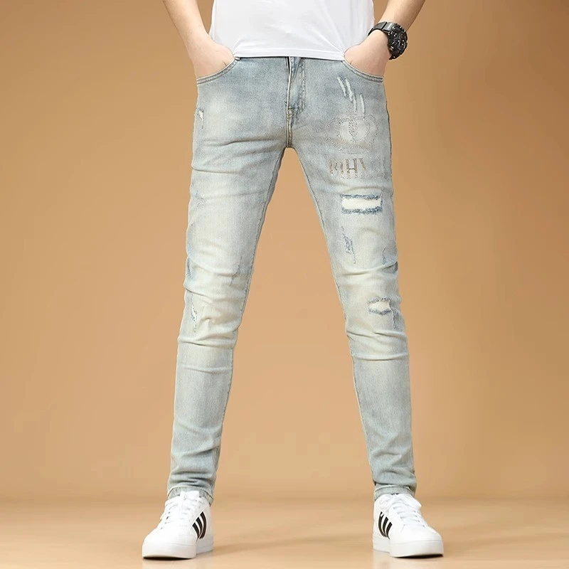 2025新款夏季薄款破洞牛仔裤男士弹力潮牌百搭时尚休闲修身小脚