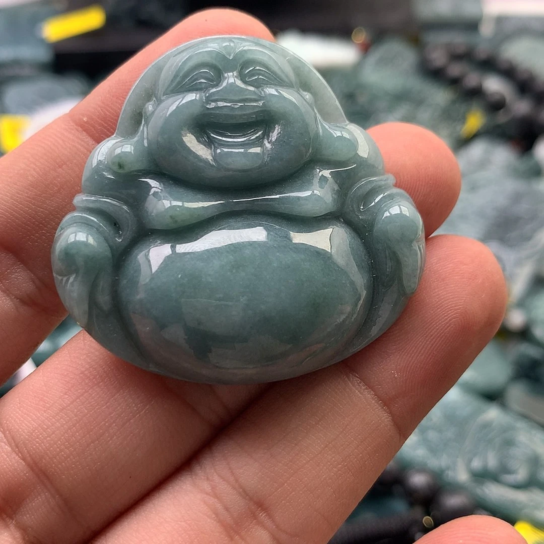 翡翠未镶嵌颈饰佛公