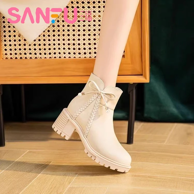 SANFU/三福小香风粗跟马丁靴女2024秋冬新款百搭配裙子温柔时装靴