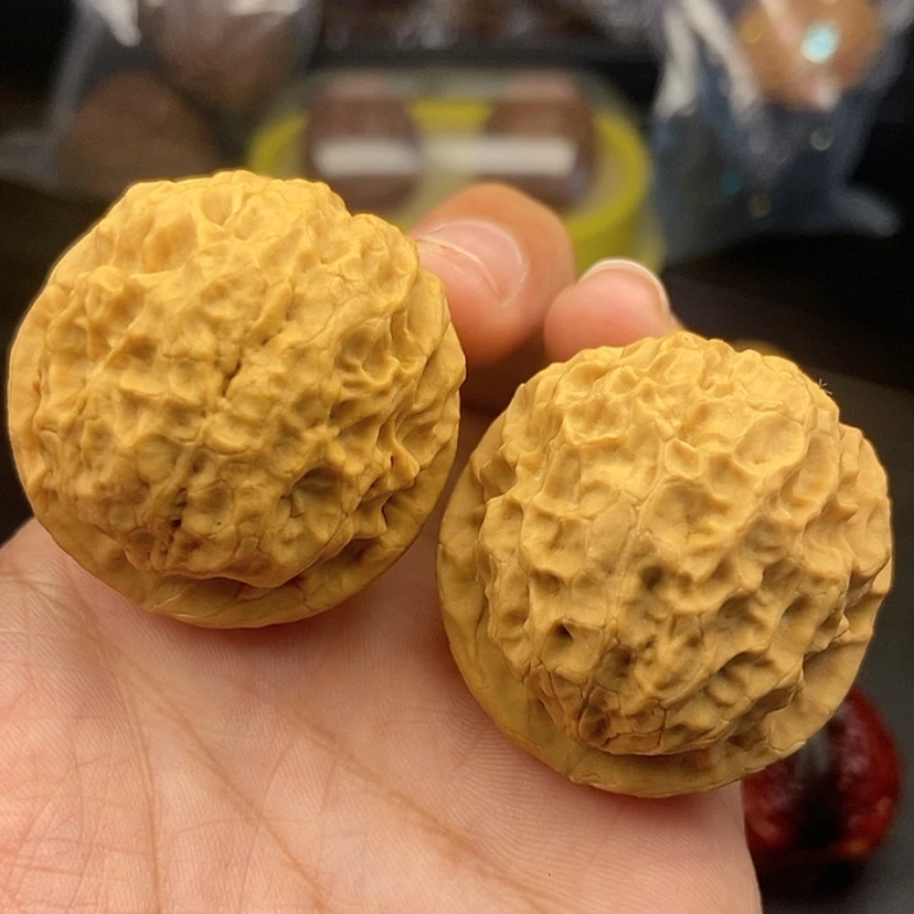 【闪购商品】把件文玩核桃39尺铁绣球