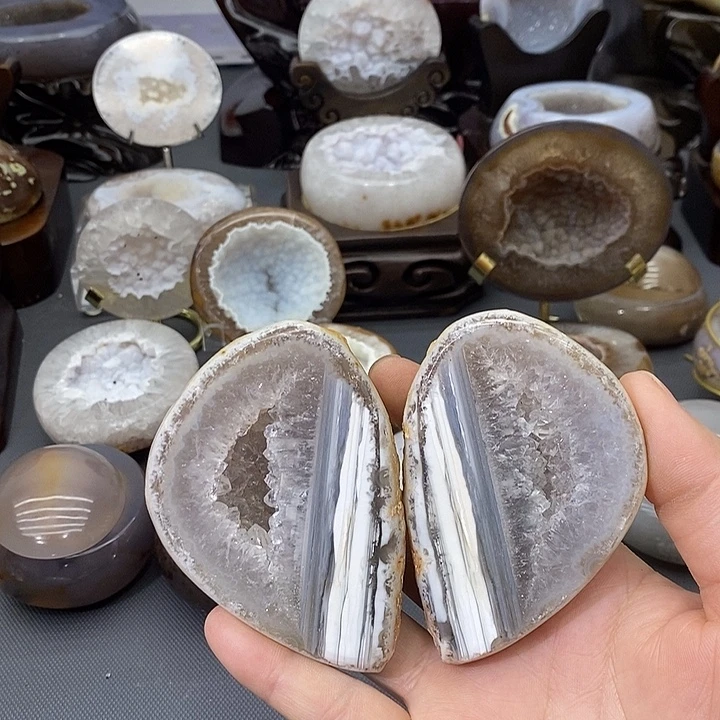 紫晶摆件未镶嵌晶洞