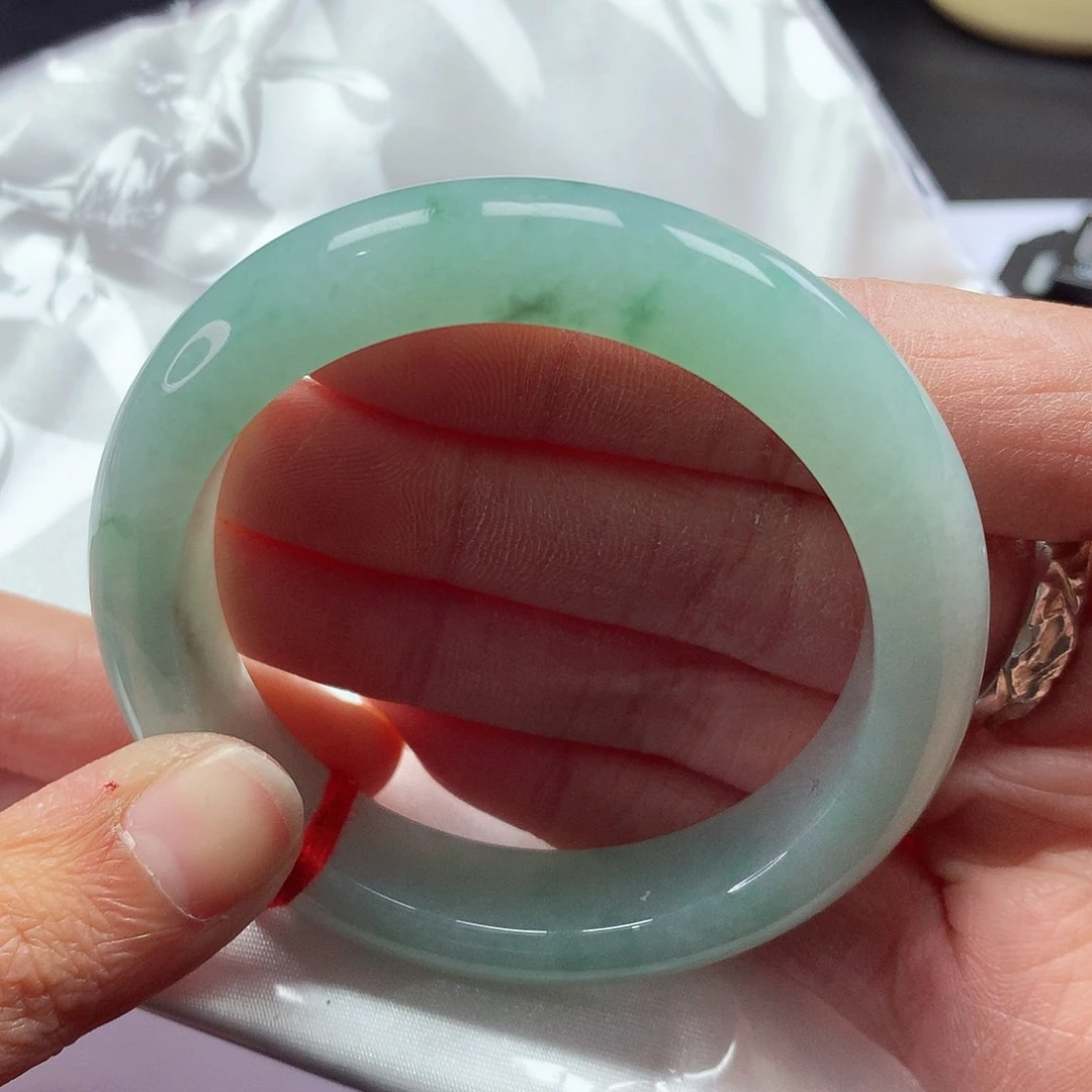 翡翠手镯未镶嵌糖*52圈