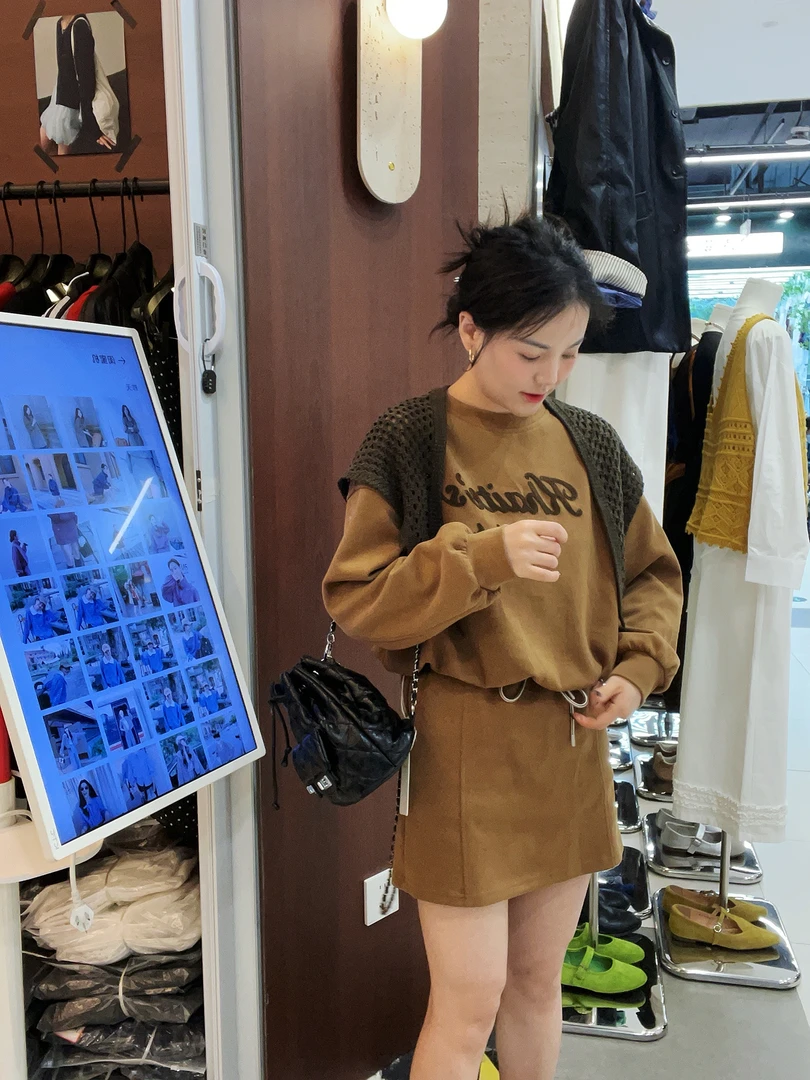 时尚短裙休闲秋冬休闲风短裤半裙针织慵懒风时尚套装