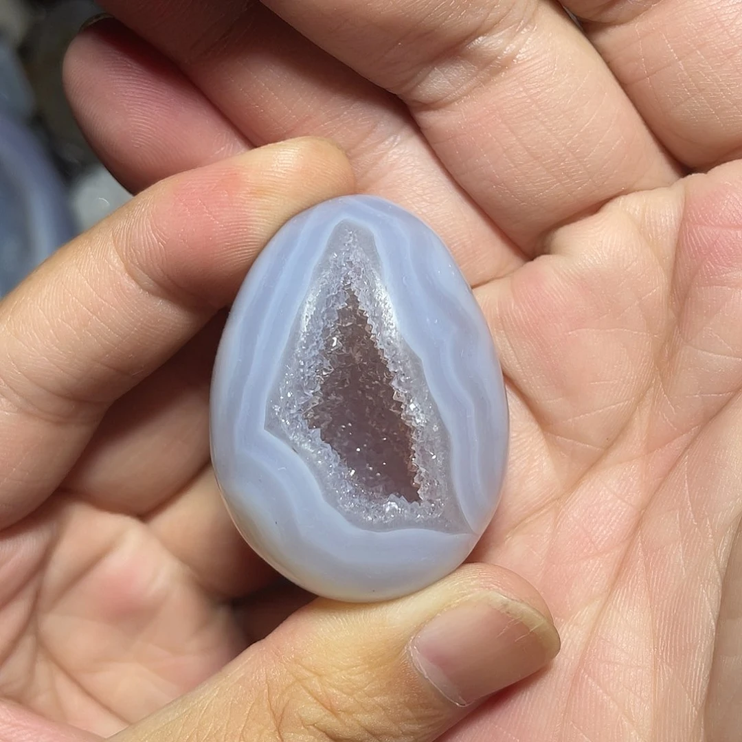 未镶嵌水晶大型摆件（非配饰）