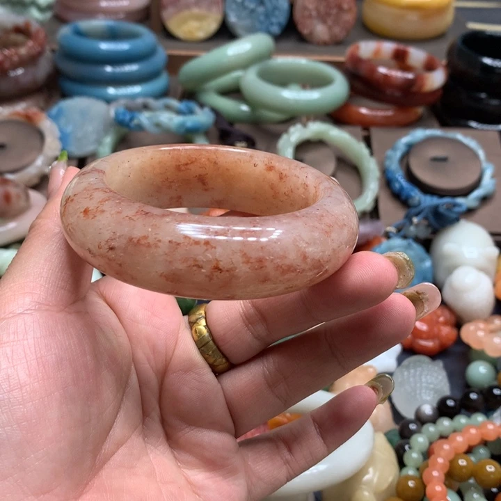 桔***红石英质玉（黄龙玉）合金颈饰