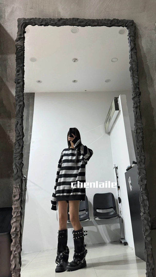 【chenlaile】百搭宽条大版撞色卫衣