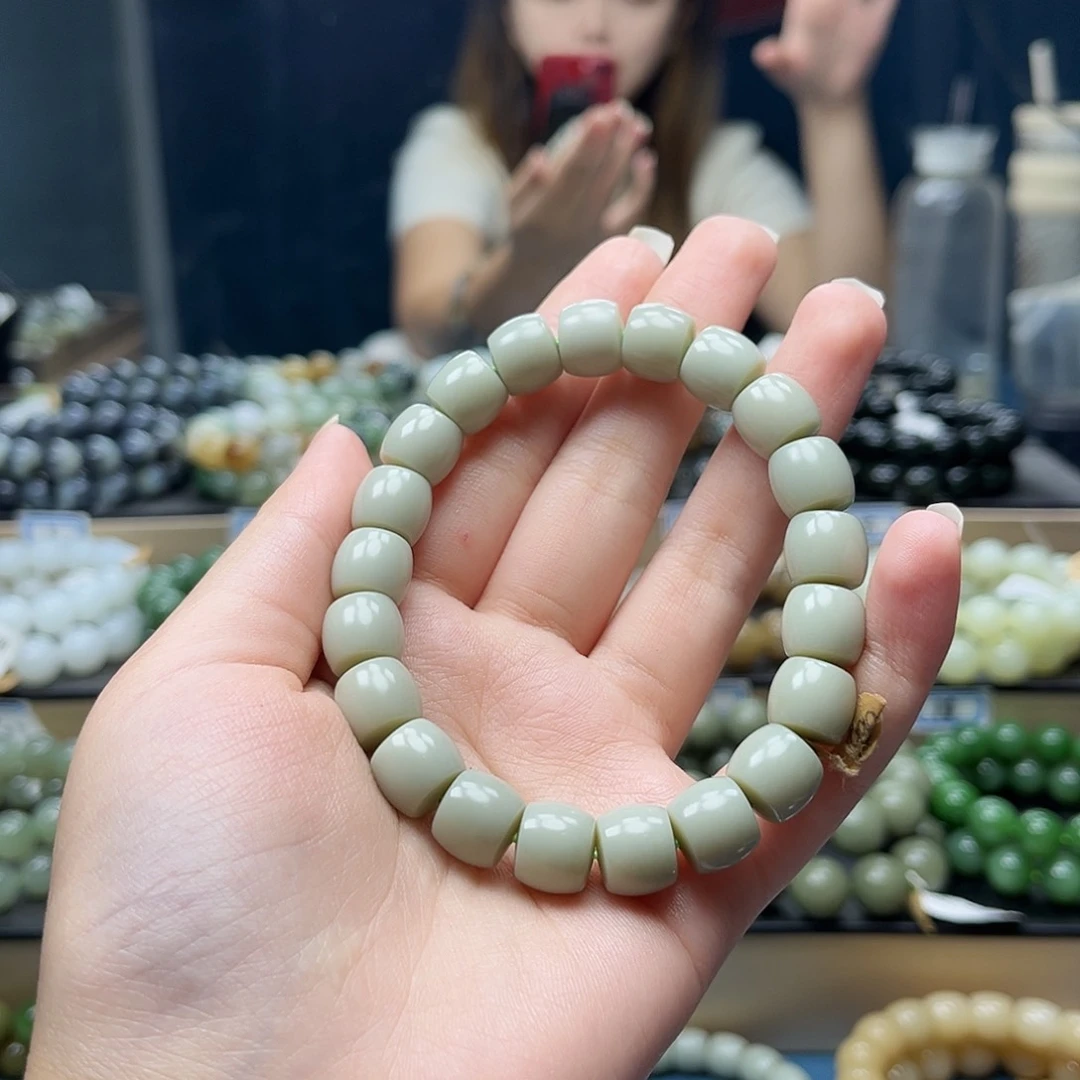 手链未镶嵌和田玉