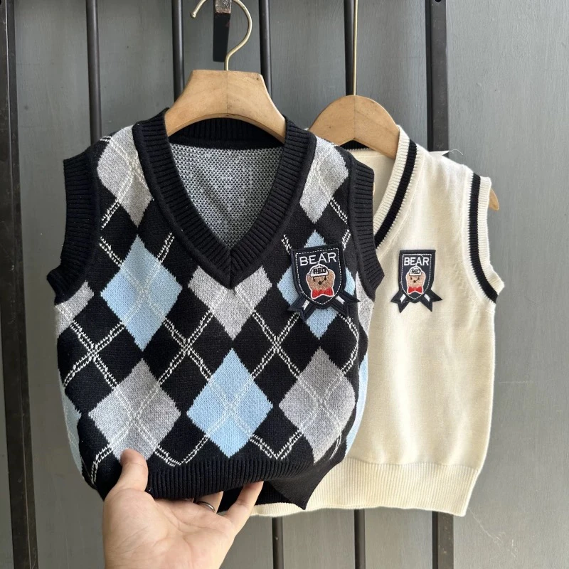 【福利男童毛衣马甲v领纯棉背心儿童马夹学院风韩版宽松洋气春秋宝