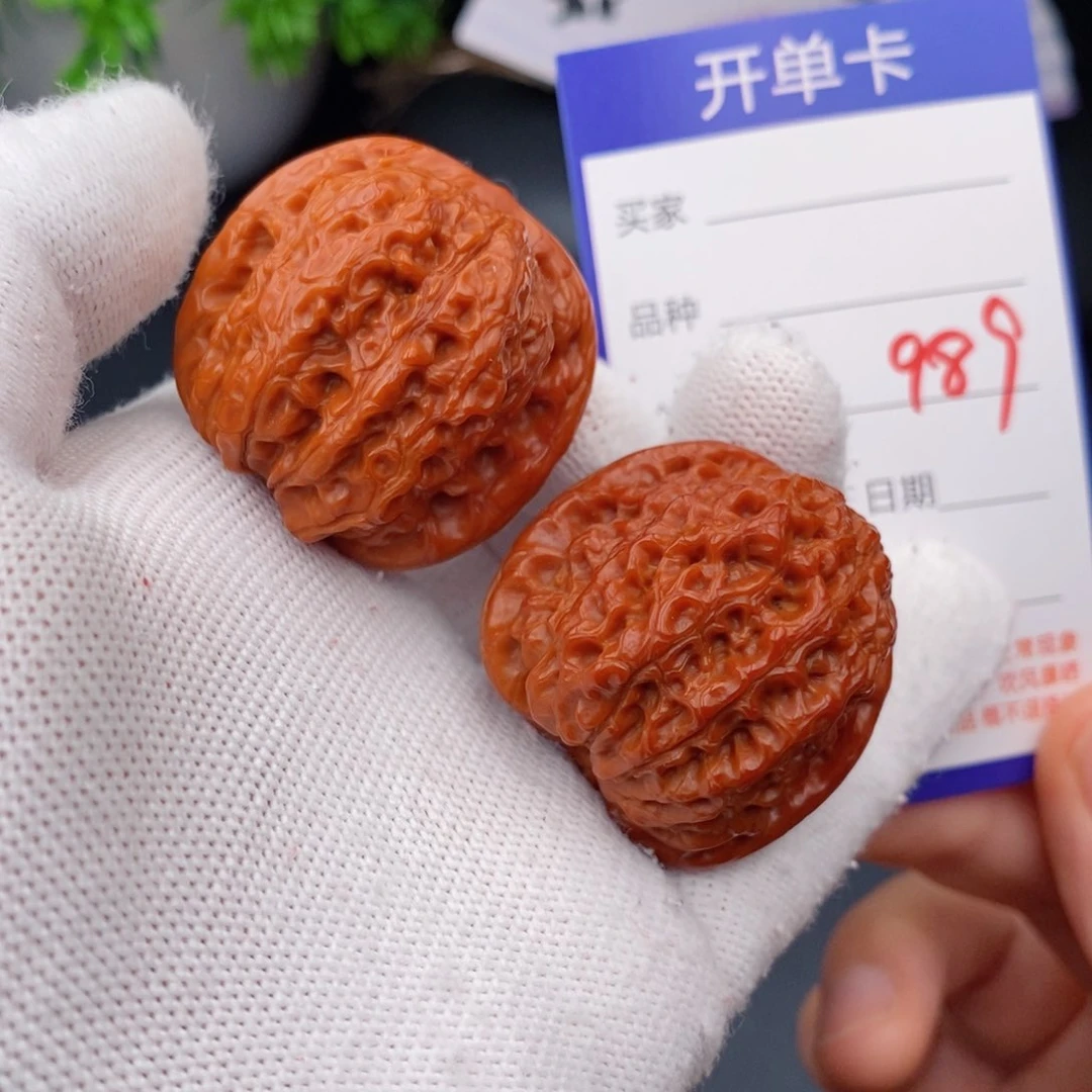 文玩核桃把件37血麒麟989