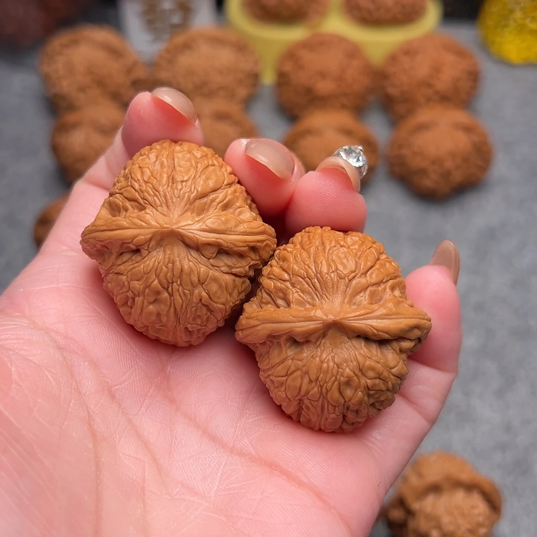 手串文玩核桃精品卡姿兰大眼睛乾隆磨36全品毕业款