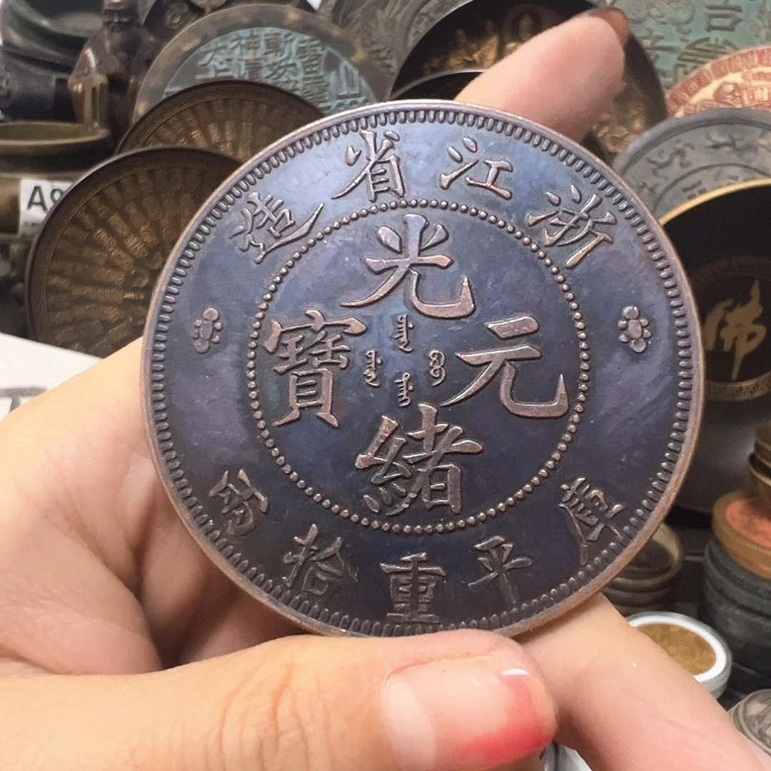 金属复古风格摆件
