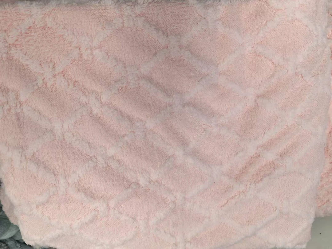 200cm*230cm粉色菱形塔芙蓉毯子  加绒加厚牛奶绒床单多功能盖毯