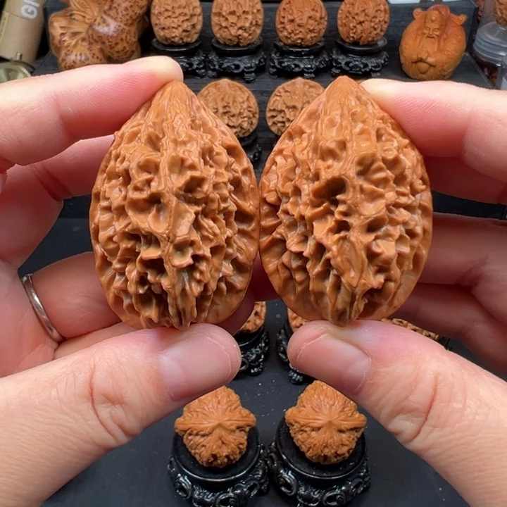 文玩核桃吊坠36招财鼠